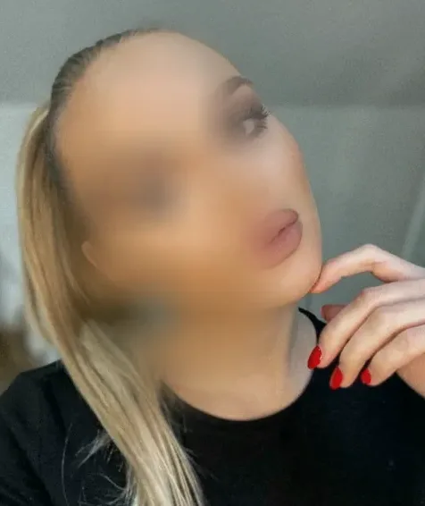 Bianca, 31