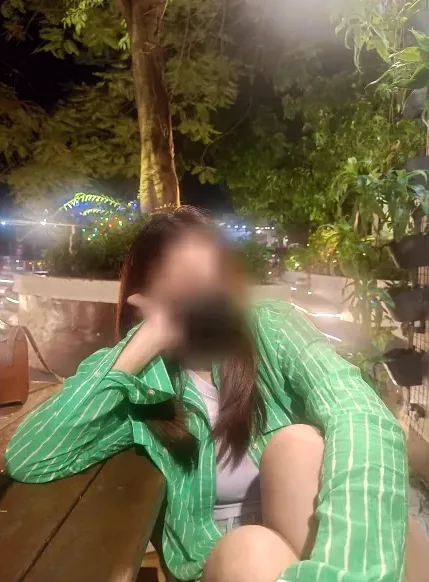 Diana, 28