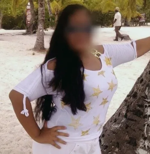 Elisa, 28