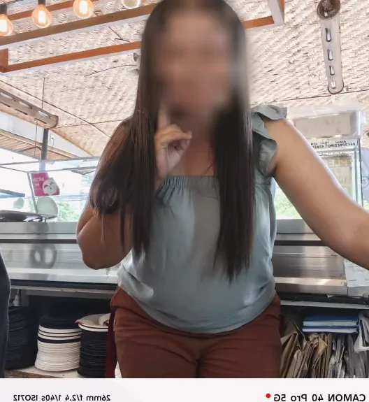 Kim, 33