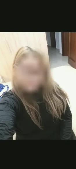 Özlem, 40