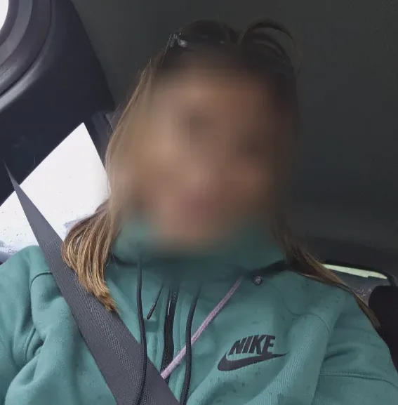 Sarah, 22