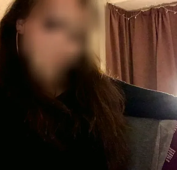Selin, 25